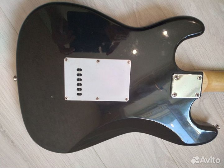 Электрогитара