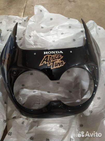 Оригинальный пластик Honda XRV750 Africa Twin