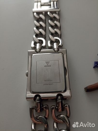 Часы наручные женские guess