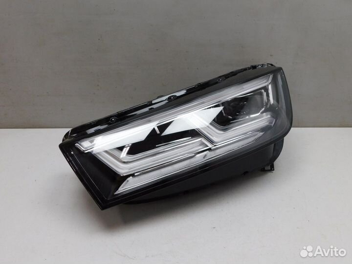 Фара левая Audi Q5/SQ5