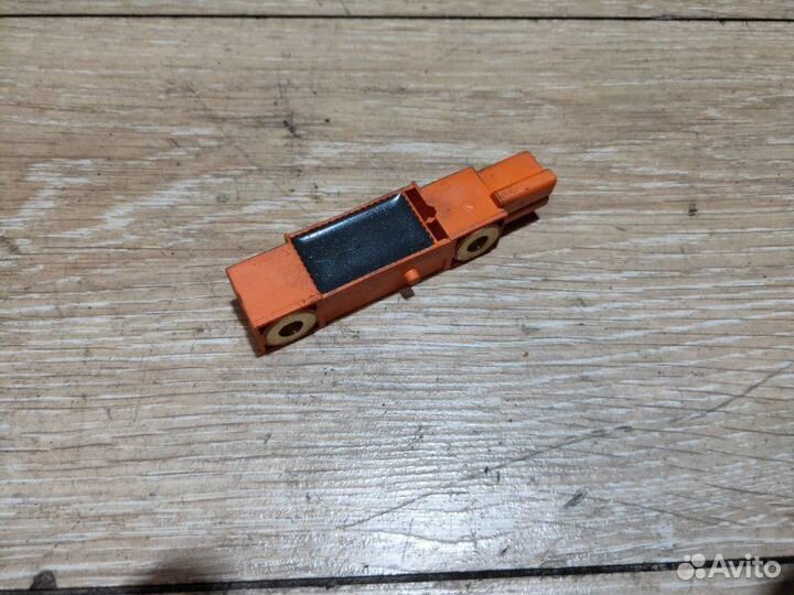 Датчик airbag Volvo Xc90 D5244T4 2006