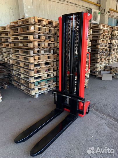 Штабелёр ручной гидравлический