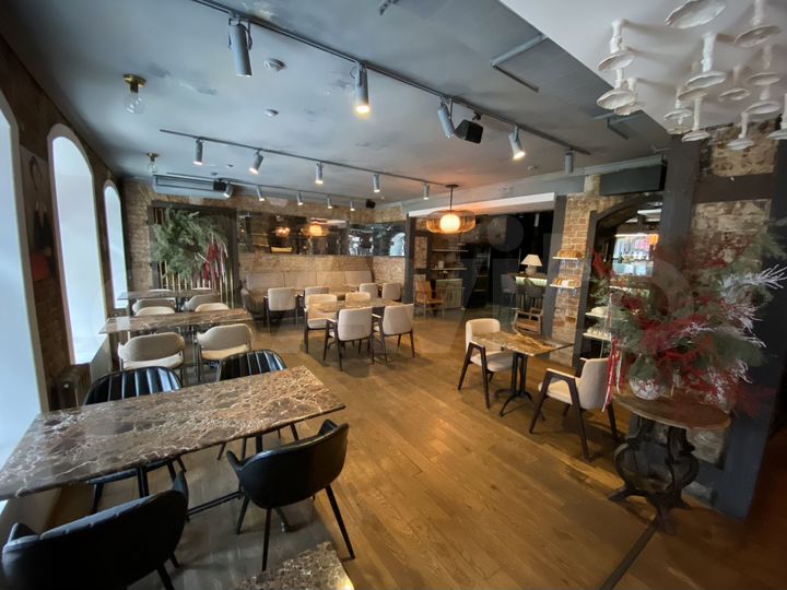 Сдается Ресторан Общепит, 527.9 м²