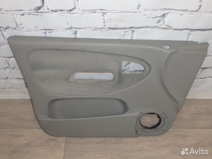 Обшивка двери передней левой Scenic Сценик