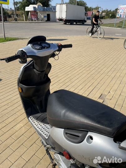 Скутер Stels Skif