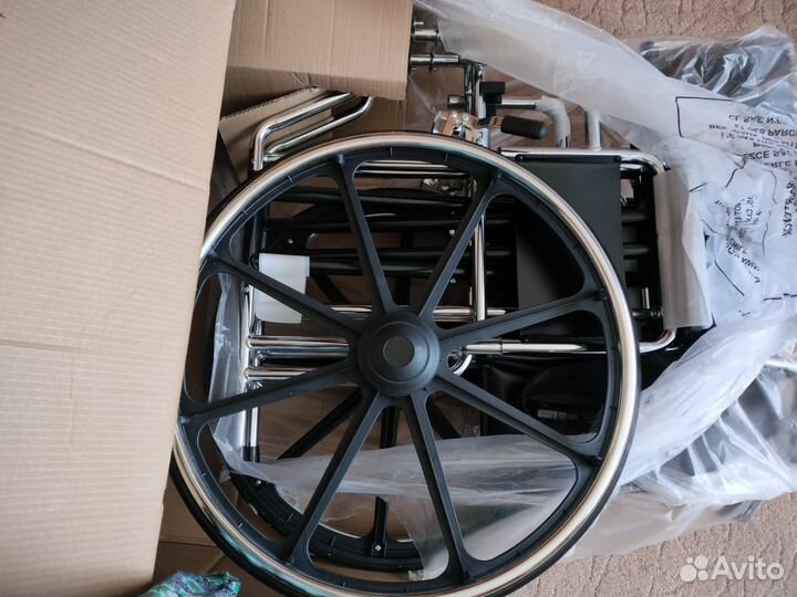 Инвалидная коляска