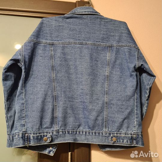 Джинсовая куртка женская