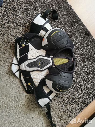 Нагрудник хоккейный взрослый CCM tacks PRO SR S