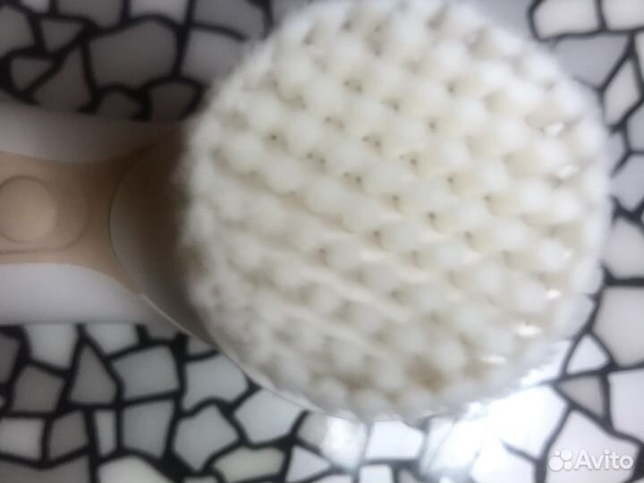 Щетка для чистки лица