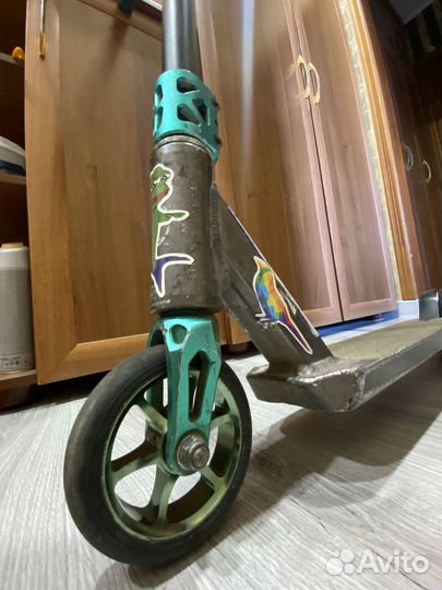 Трюковой самокат