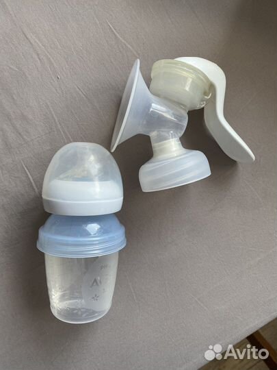 Молокоотсос Avent ручной и пакеты для заморозки