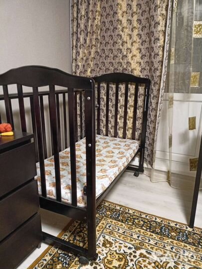 Детская кроватка