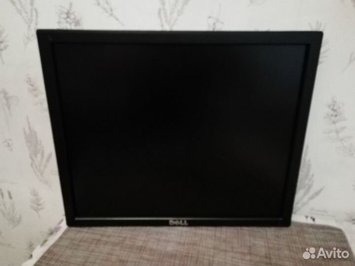Монитор Dell