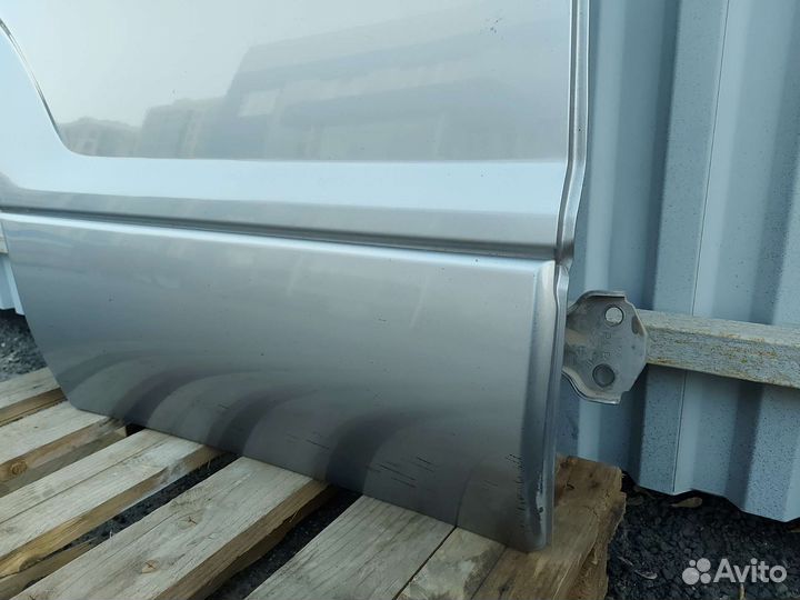 Дверь задняя Subaru Forester SG правая