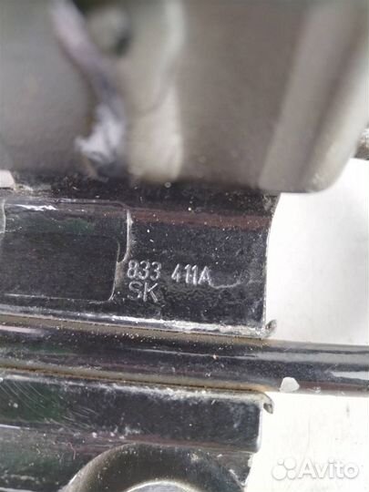 Петля двери задней левой нижняя фольксваген туаре