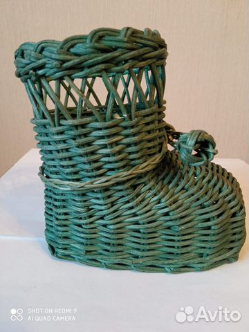 Сапожок плетеный из лозы