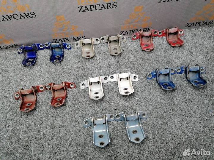 Петли передней двери Mazda 3 5 Cx-7