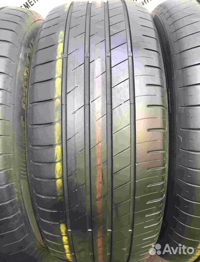 Goodyear EfficientGrip 215/55 R17 94W
