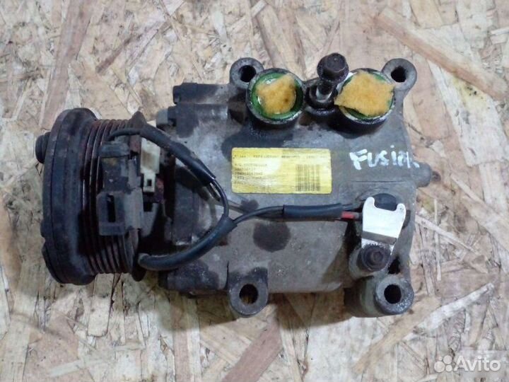 Компрессор кондиционера Ford Fusion 2005-2012