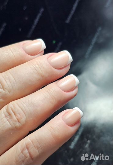 Маникюр, педикюр, наращивание ногтей, выезд на дом