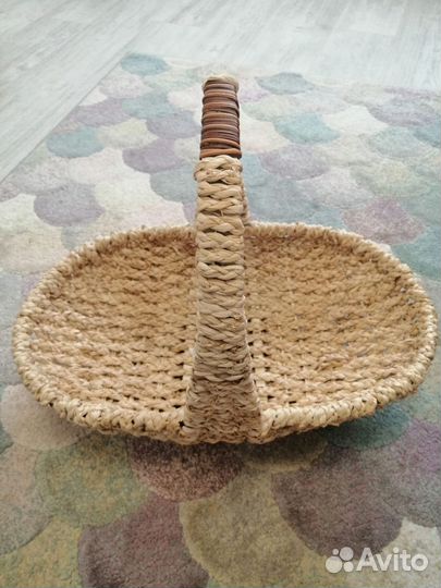 Корзинка плетенная
