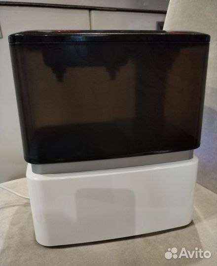 Увлажнитель Electrolux EHU-3515D