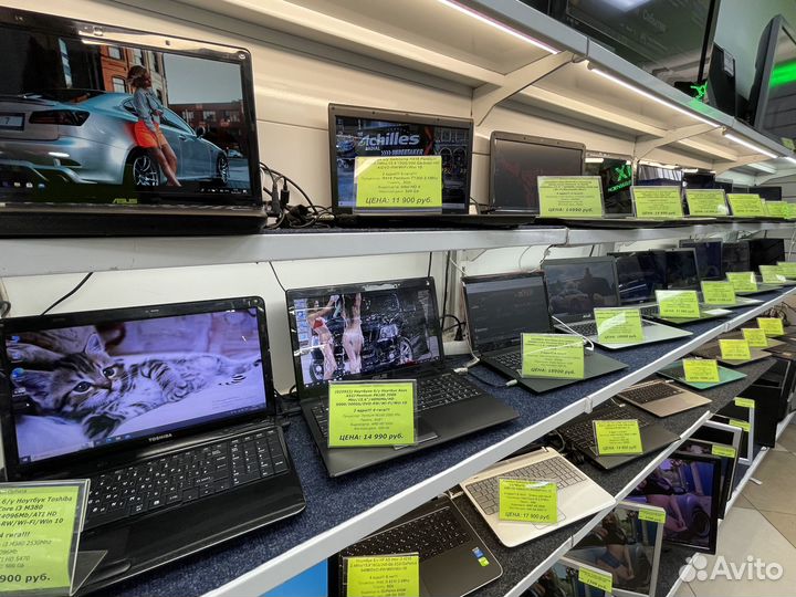 Продам фирменный ноутбук HP C126