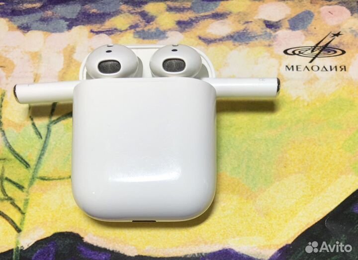 AirPods Apple 1- (G) Поколение первое б\у