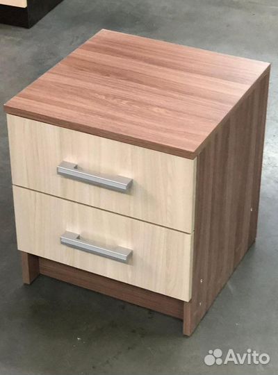 Тумба прикроватная