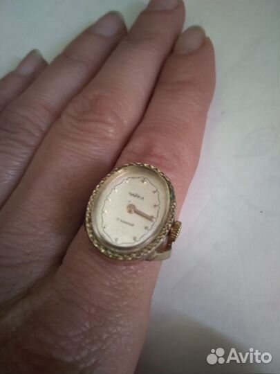 Часы-кольцо чайка