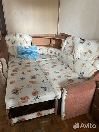 Угловой диван бу