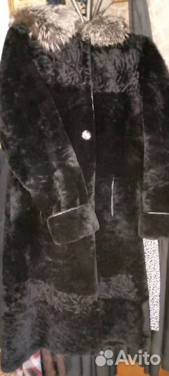 Шуба мутоновая с капюшоном