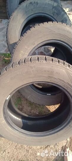 Nokian Tyres Hakkapeliitta R2 SUV 225/65 R17