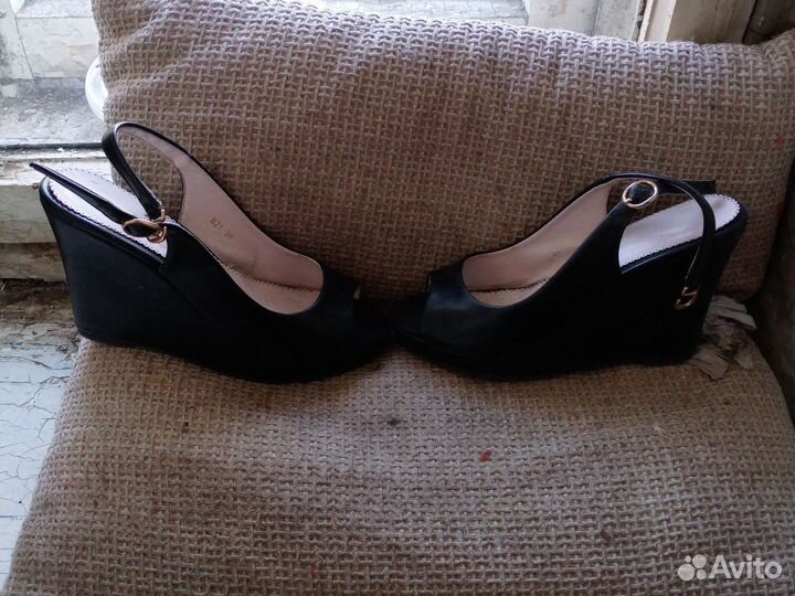 Босоножки женские 36 размер