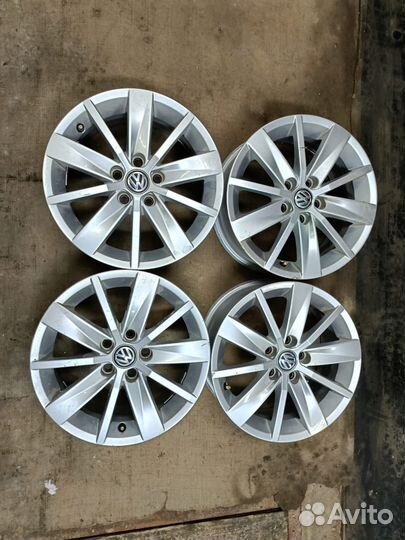 Литые диски r15 на Volkswagen Polo
