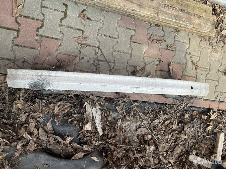 Усилитель бампера задний GL350