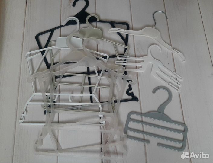 Плечики детские и подростковые 200 шт