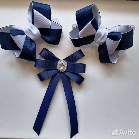 Бантики +брошь комплект