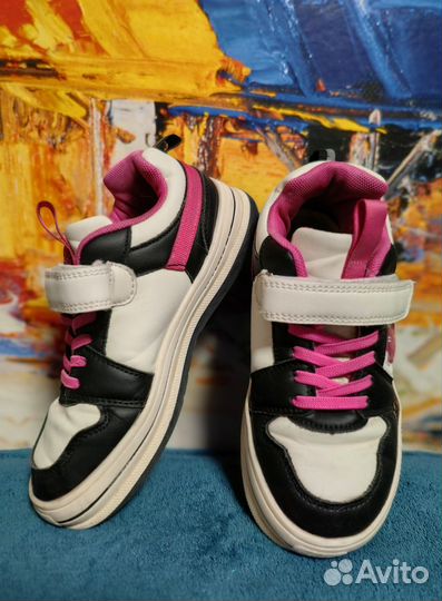 Кроссовки детские