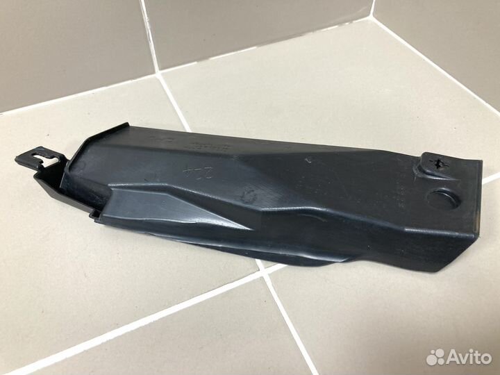 Накладка жабо / водосток Mitsubishi Lancer 10