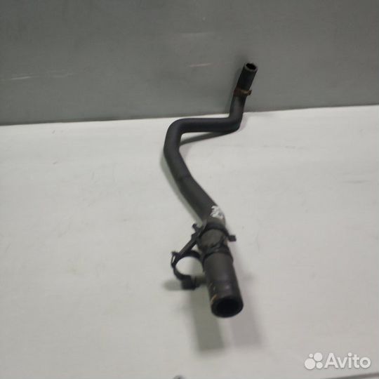 Патрубок радиатора печки Renault Sandero 2 K7M812