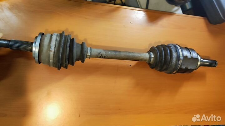 Привод левый аурис