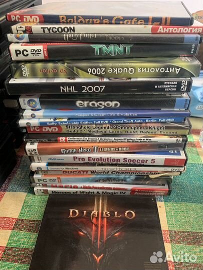 Диски с фильмами и игры