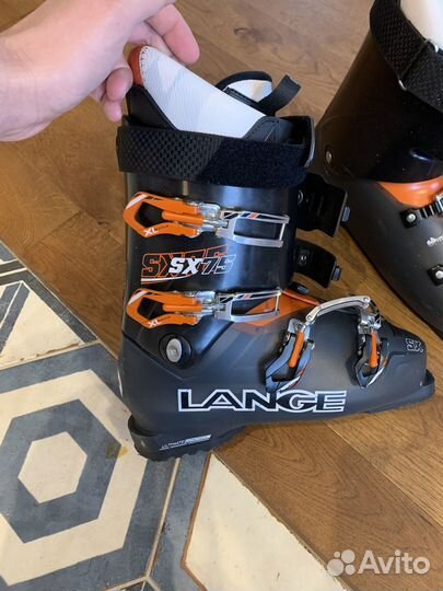 Горнолыжные ботинки Lange