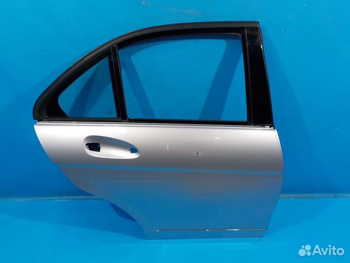 Дверь задняя правая mercedes-benz C-class (W204) 2