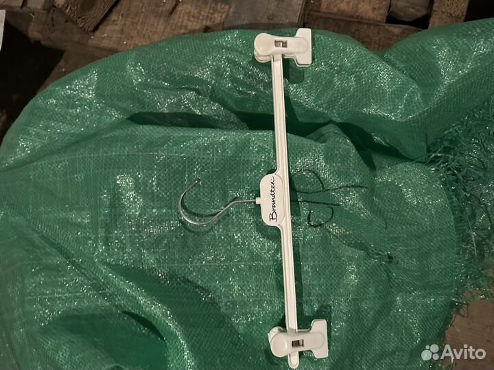 Вешалки для одежды