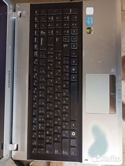 Ноутбук samsung np-rv520