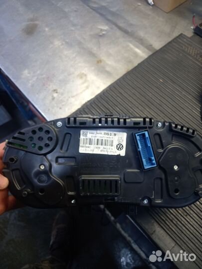 Панель приборов VW Volkswagen Polo