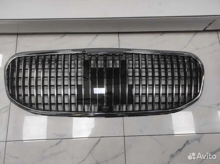 Решетка радиатора Maybach Mercedes GLS W167 2020