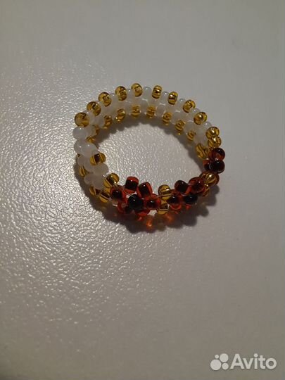 Кольцо из бисера